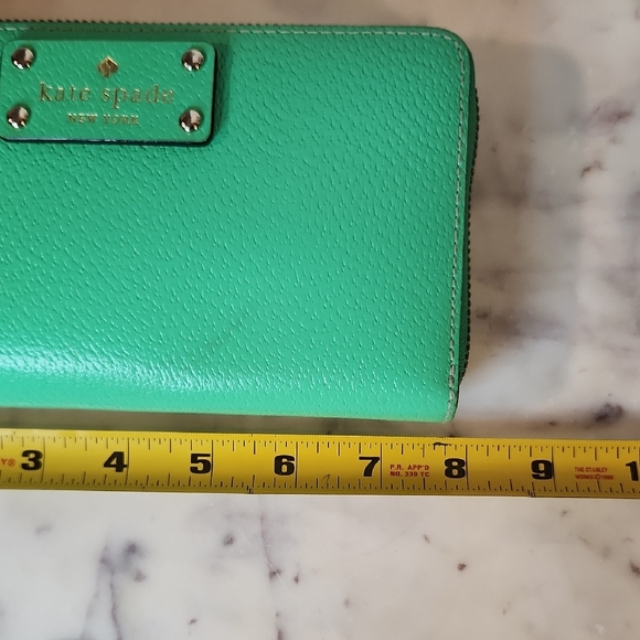 Kate Spade Neon Green Zip Wallet - Picture 5 of 6